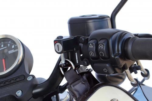 Helmet holder set (with tamper-proof bolts)