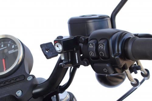 Helmet holder set (with tamper-proof bolts)