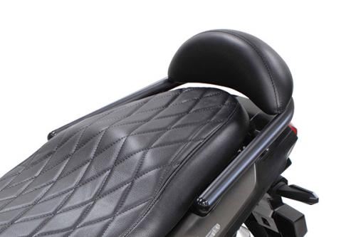 グラブバー バックレスト付き ブラック ADV150