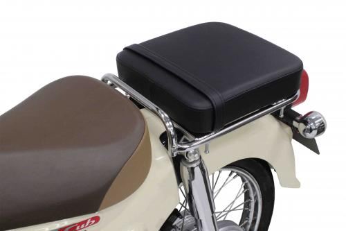 ピリオンシート ブラック 縦300×横300×厚さ65mm スーパーカブ70/90/110 クロスカブ110 CT125