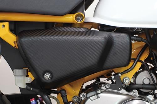 R. Side Cover Kit Carbon Pattern Monkey 125