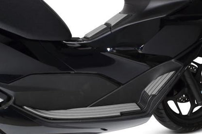 ステップ&センターパッドセット ダークグレー/ブラック 左右セット PCX/PCX160