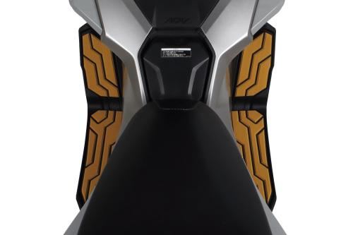ステップパッドセット ライトブラウン/ブラック 左右4枚セット ADV160