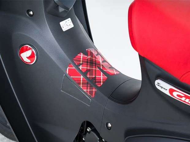 レッグシールドパッド チェック 1個 C125 スーパーカブ用
