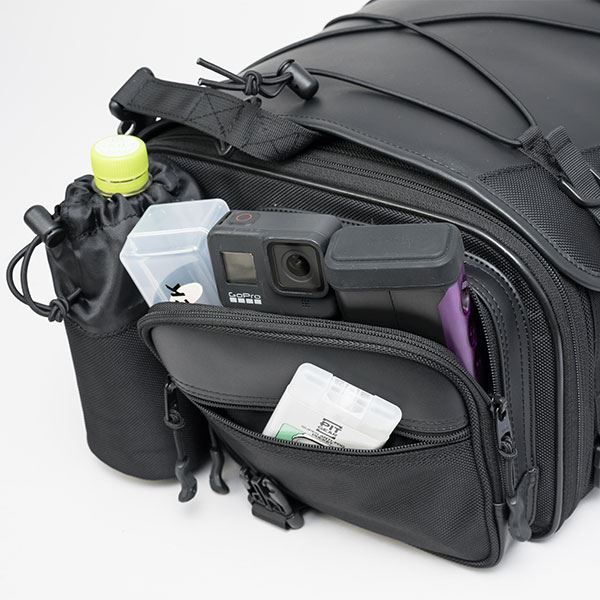 MOTO FIZZ モトフィズ ミニフィールドシートバッグ ブラック 19～27L
