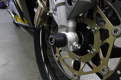 フロントアクスルスライダー Honda CBR250RR'17~ ホンダ CBR250RR'17~