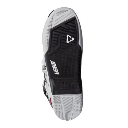 24モデル 4.5 ブーツ フォージ