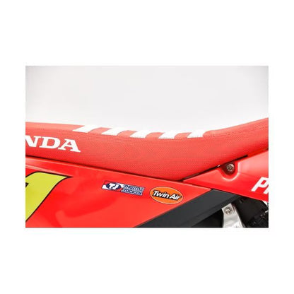 Throttle Jockey リブ付きシートカバー レッド（ホワイトリブ）CRF250R '22-26/450R '21-26